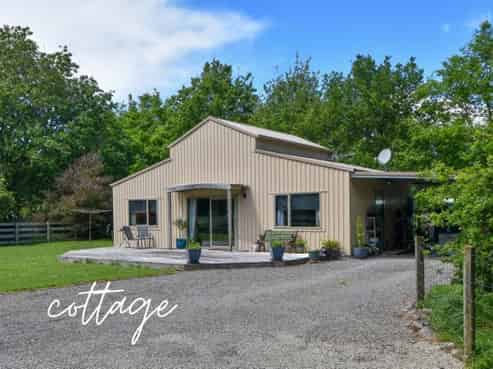 142 Norfolk Road, Carterton