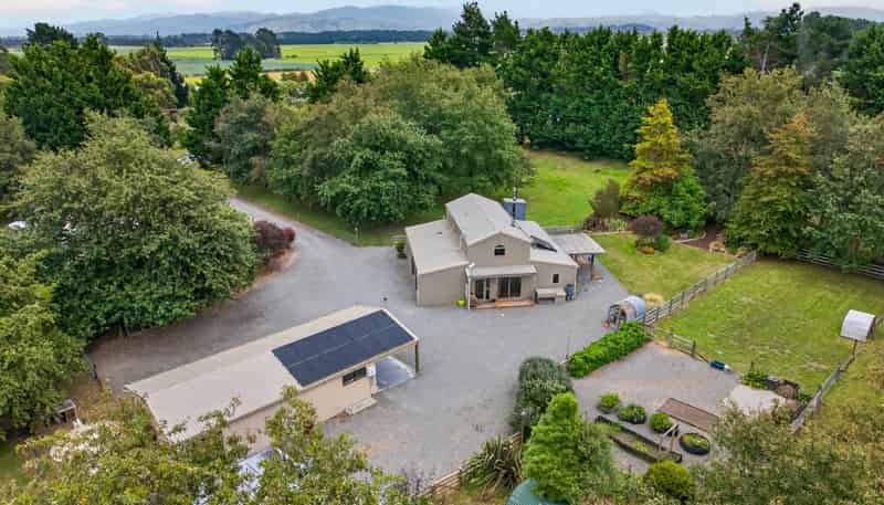 142 Norfolk Road, Carterton