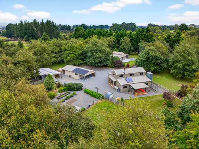 142 Norfolk Road, Carterton