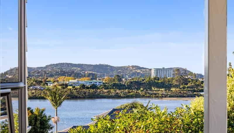 28 Maori Hut Road, Red Beach