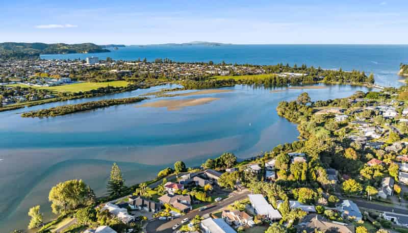 28 Maori Hut Road, Red Beach