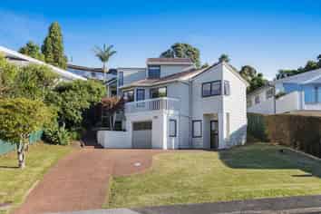 28 Maori Hut Road, Red Beach