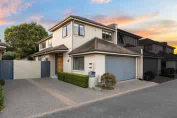 13 Canterbury Park Lane, Ellerslie