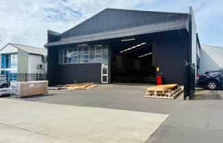 HIGH STUD, HIGH QUALITY INDUSTRIAL OPPORTUNITY
