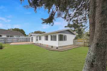 1 Strathmore Avenue , Levin