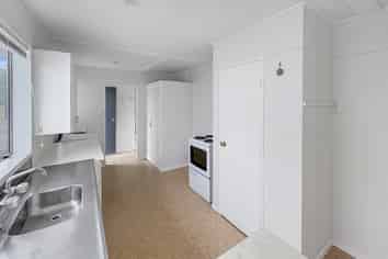 1 Strathmore Avenue , Levin