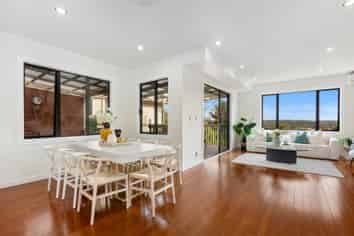 92 Schnapper Rock Road, Albany