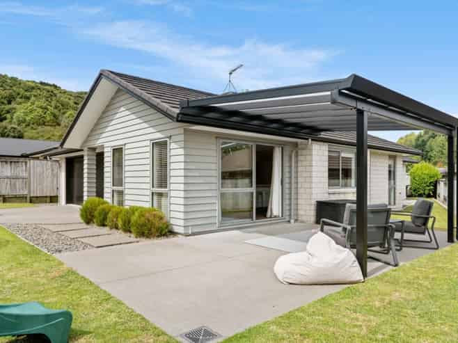 14 Conniston Way, Pyes Pa