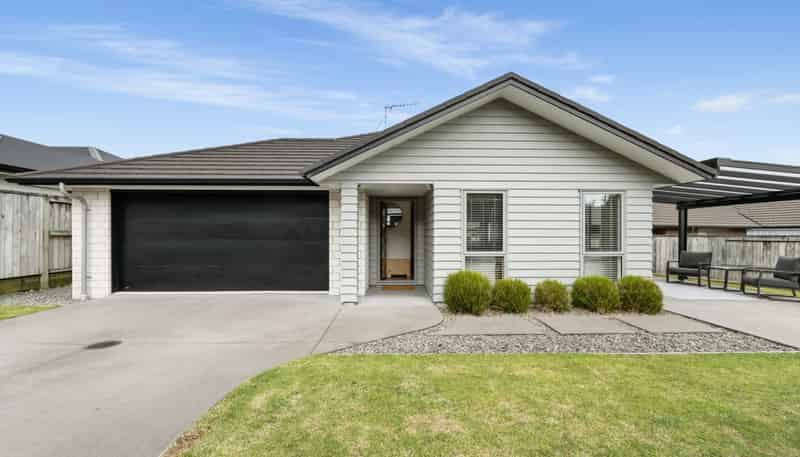 14 Conniston Way, Pyes Pa