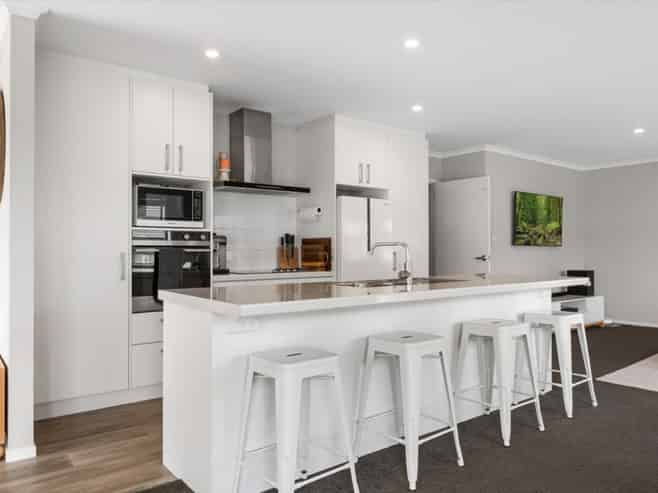 14 Conniston Way, Pyes Pa