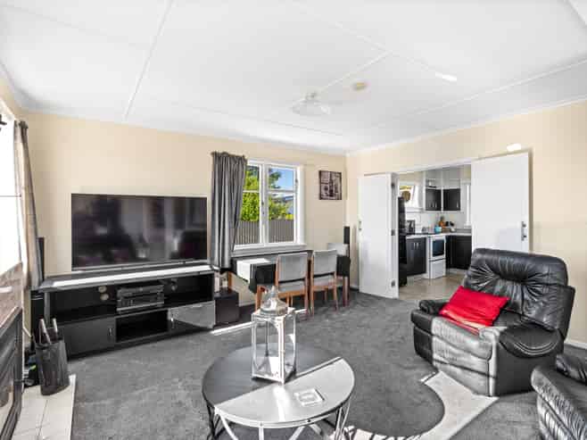 14 Tawa Street, Levin