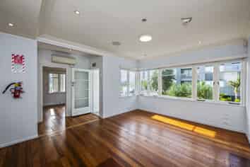 Takapuna corner classic with development upside