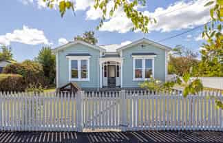 1 Second Street, Lansdowne