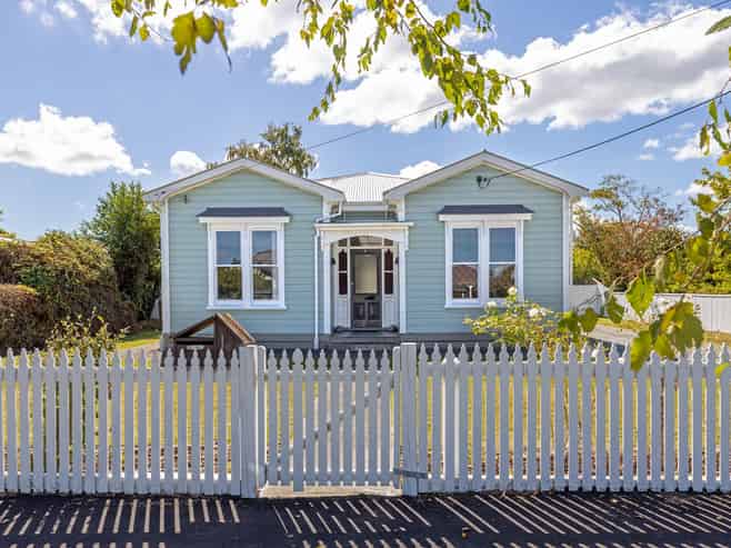 1 Second Street, Lansdowne