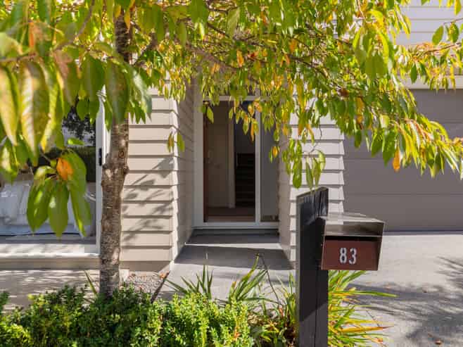 83 Barbarich Drive, Stonefields