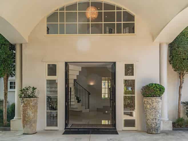 30 Dingle Road, St Heliers