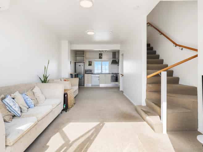 25 Kirikiri Ln, East Tamaki