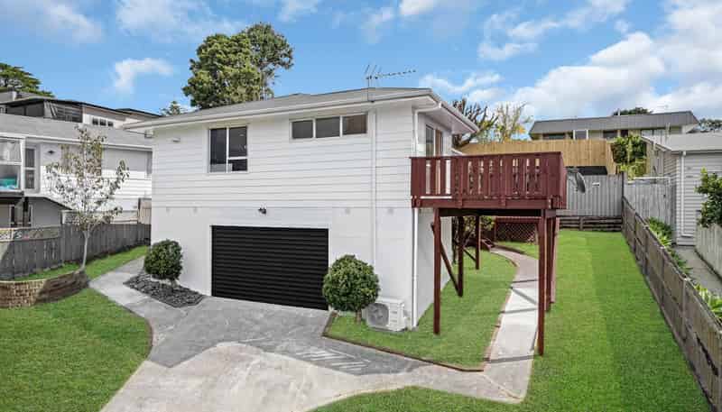 6 Celeste Place, Totara Vale