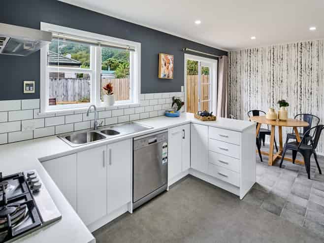 7 Whakataki Grove, Waiwhetu