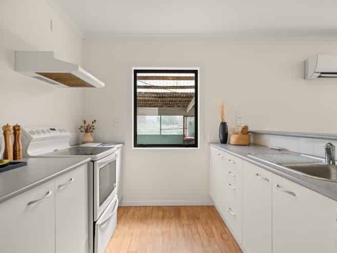 9 Harvard Court, Melville