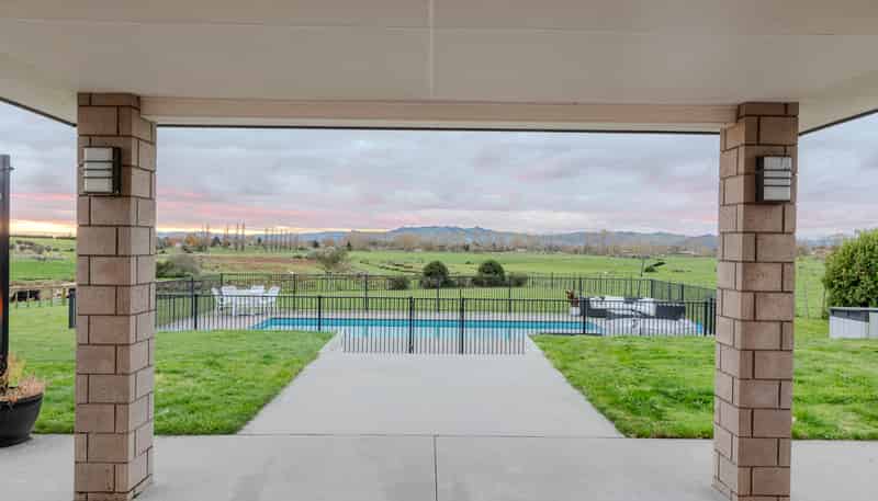 275 Redoubt Road, Cambridge
