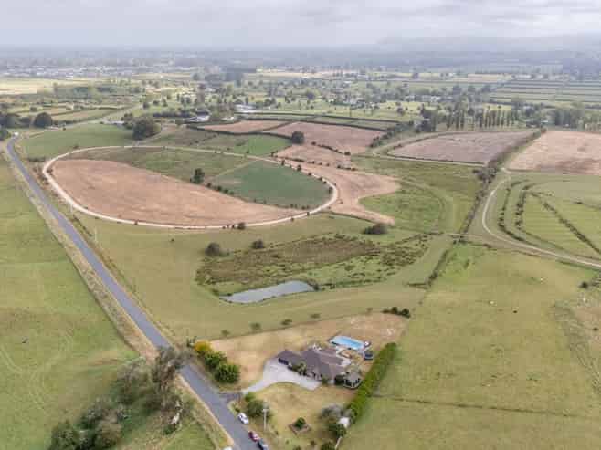 275 Redoubt Road, Cambridge