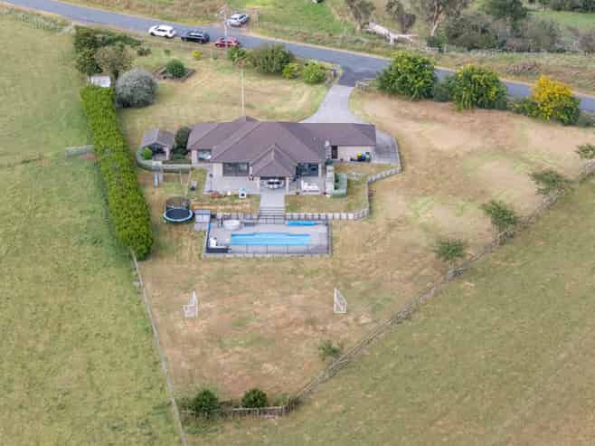 275 Redoubt Road, Cambridge