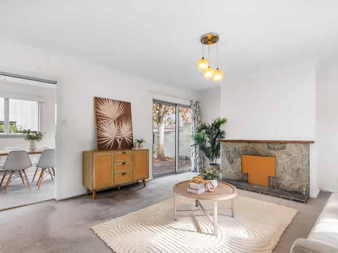 1/41 Darvel Street, Riccarton