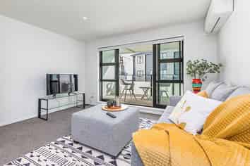 23/8 Dock Street, Auckland Central