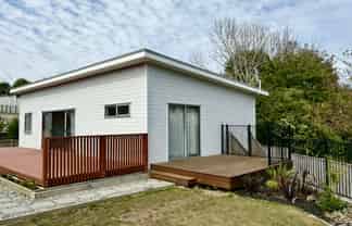 6 Whenu Way, Bell Block