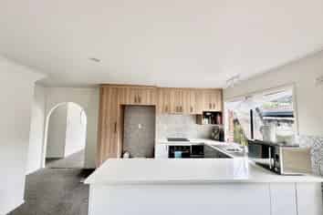 24 Windoma Circle, Papatoetoe