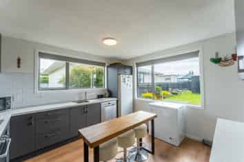 2/38A Maltby Avenue, West End