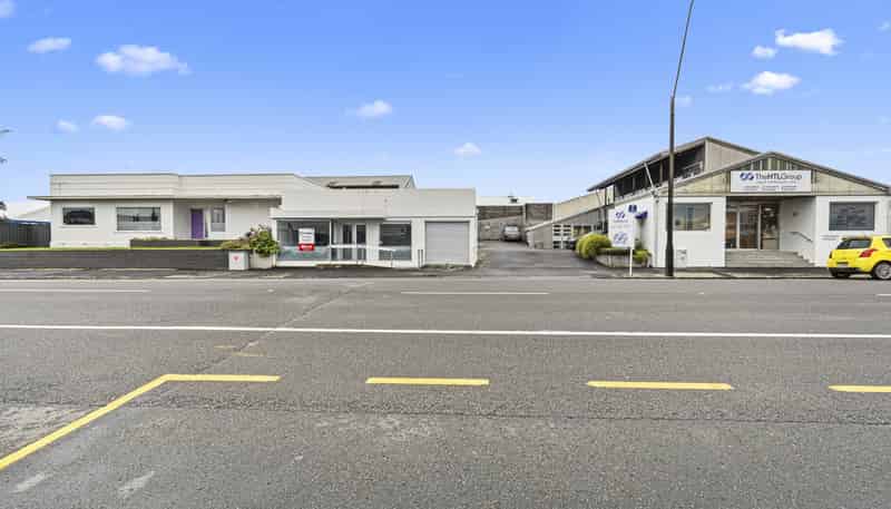 23-25 and  Eliot Street, New Plymouth