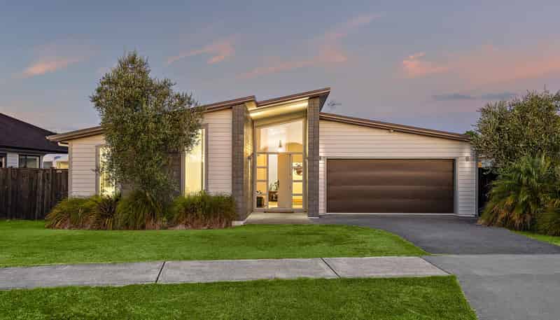  8 Sir Lincoln Drive, Kumeu