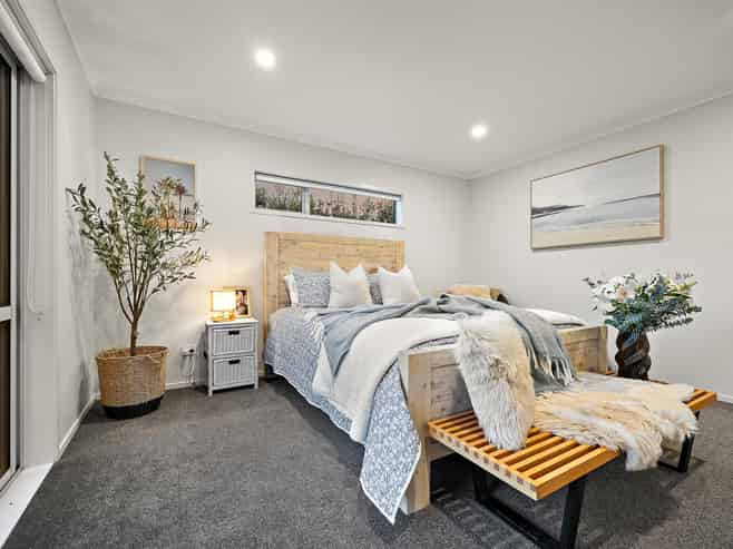  8 Sir Lincoln Drive, Kumeu