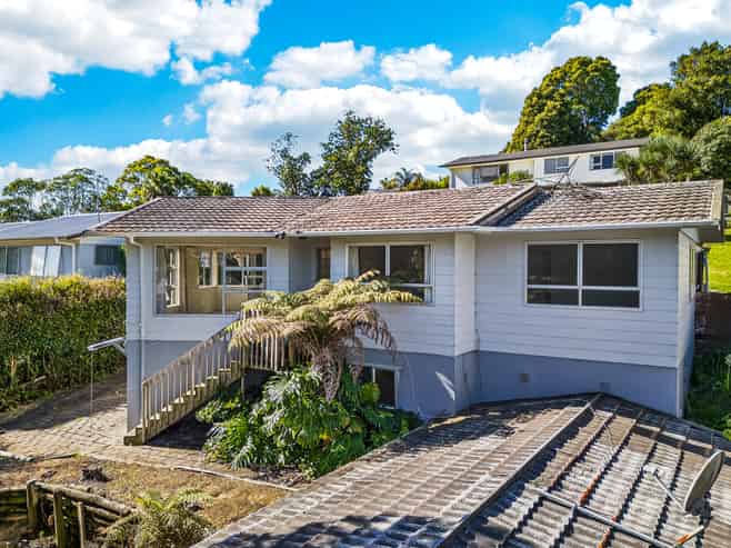 10 William Hadlow Place, Hatfields Beach