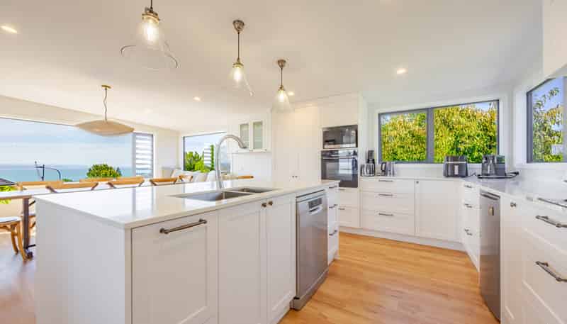 17 Roslyn Road, Bluff Hill