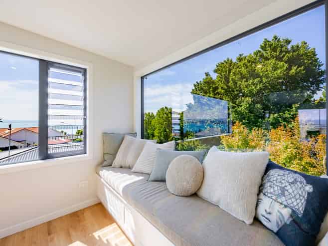 17 Roslyn Road, Bluff Hill