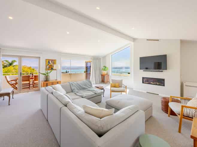 17 Roslyn Road, Bluff Hill