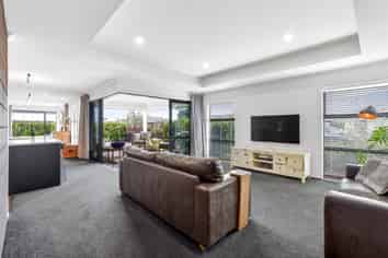 1 Fairmile Road, Richmond