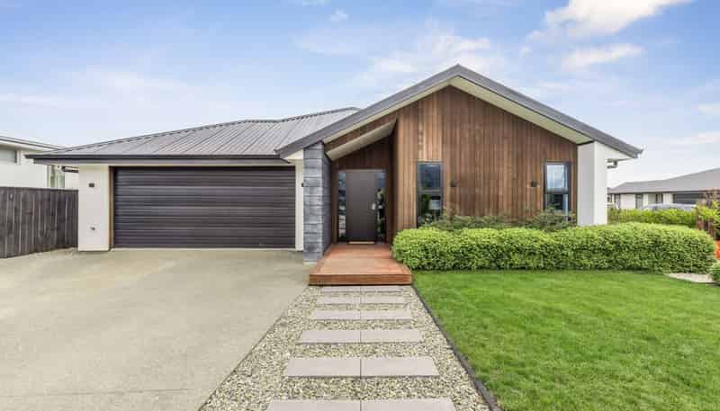 1 Fairmile Road, Richmond