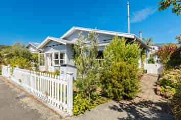 20 Elliott Street, The Wood