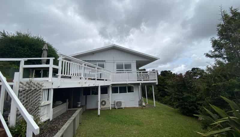 24 Punga Grove Avenue, Riverside