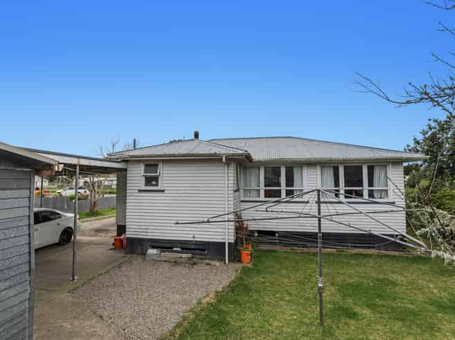 15 Buchanan Street, Opotiki
