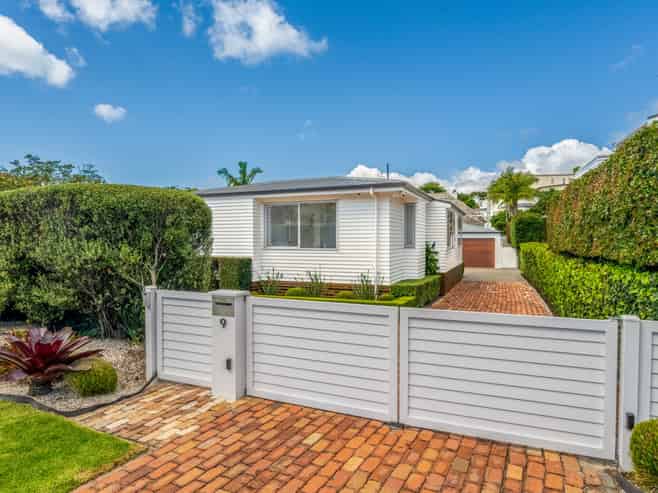 9 Shelly Beach Parade, Cockle Bay