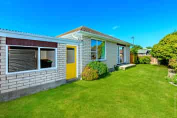 24a Broadfell Avenue, Avonhead