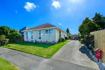 24a Broadfell Avenue, Avonhead