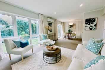 9/354 Muritai Road, Eastbourne