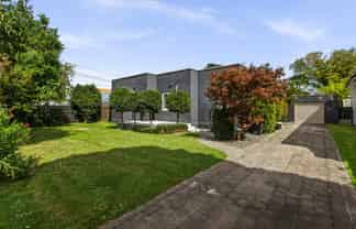 508 Southampton Street West, Hastings