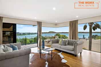 38 Venus Place, Half Moon Bay